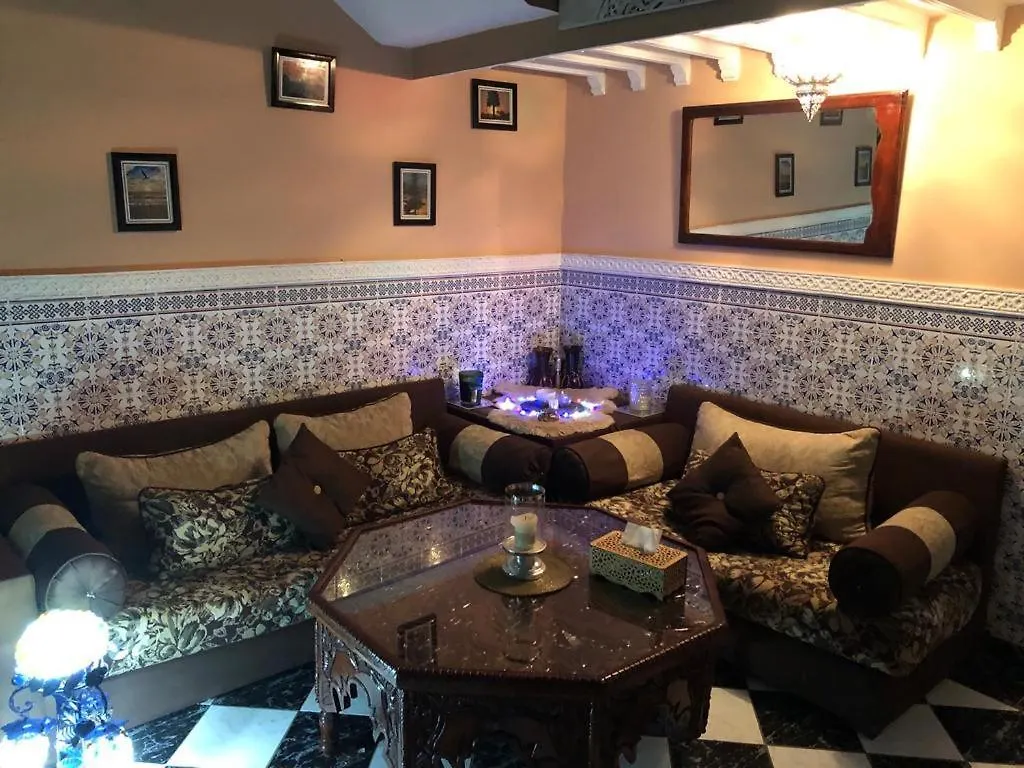 Riad Ramona Lqariya Seyaheya Marrakesh