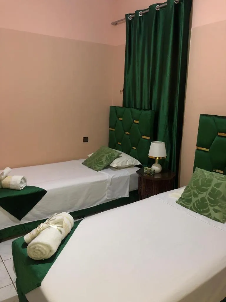 Riad Ramona Lqariya Seyaheya Marrakesh 0*,